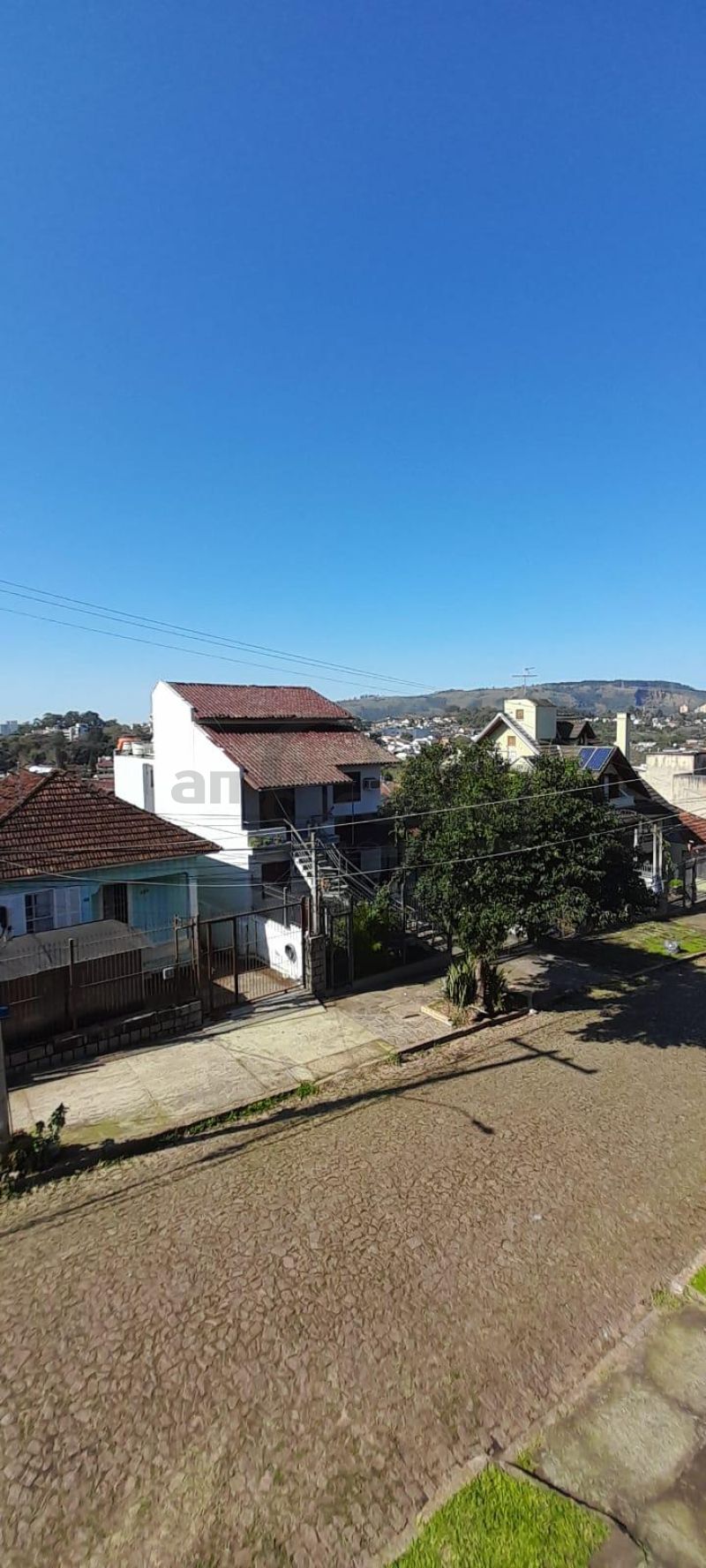 APARTAMENTO COM 2 DORMITÓRIOS + DORMITÓRIO AUXILIAR, 2 BANHEIROS, ESTACIONAMENTO COBERTO