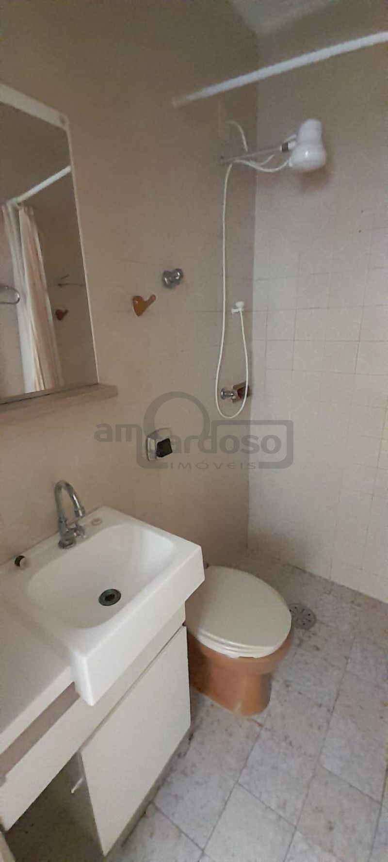 APARTAMENTO COM 2 DORMITÓRIOS + DORMITÓRIO AUXILIAR, 2 BANHEIROS, ESTACIONAMENTO COBERTO