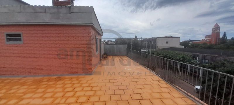 APARTAMENTO COM 2 DORMITÓRIOS + DORMITÓRIO AUXILIAR, 2 BANHEIROS, ESTACIONAMENTO COBERTO