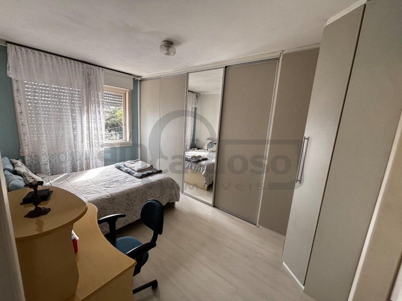 APARTAMENTO MUITO AMPLO COM 2 DORMITÓRIOS, SENDO UMA SUÍTE, ESTACIONAMENTO COBERTO JUNTO ASSIS BRASIL