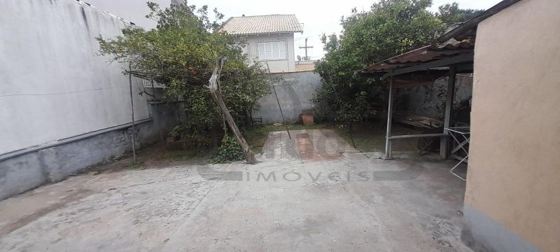 RESIDÊNCIA COM 2 DORMITÓRIOS, TÉRREA, COMPACTA, EM LOCALIZAÇÃO PRIVILEGIADA DO PARQUE MINUANO