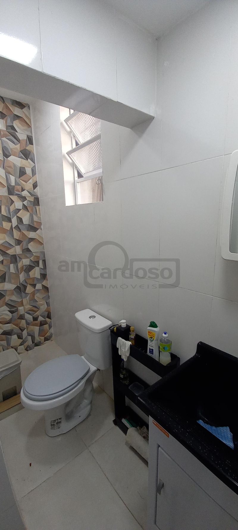 Loja Comercial com Sala Auxiliar, Depósito e Jk integrado
