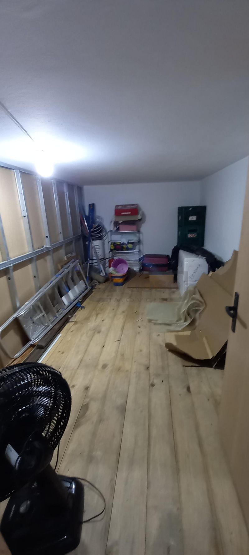Loja Comercial com Sala Auxiliar, Depósito e Jk integrado