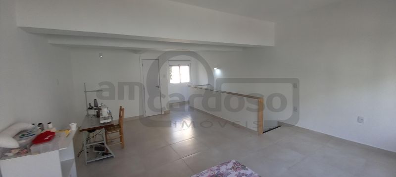 Loja Comercial com Sala Auxiliar, Depósito e Jk integrado