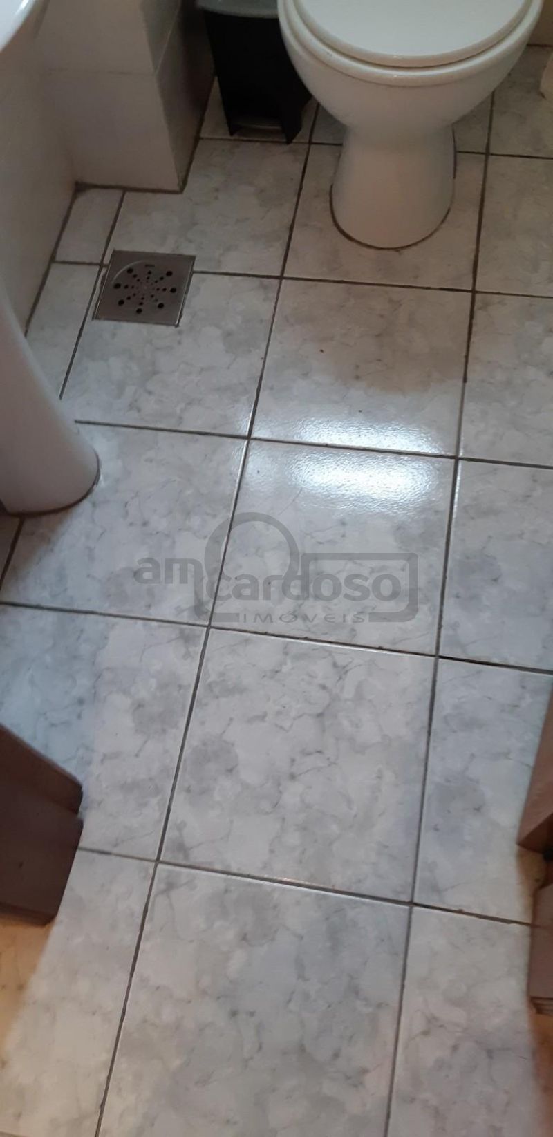 SALA COMERCIAL COM BANHEIRO E ELEVADOR JUNTO ASSIS BRASIL