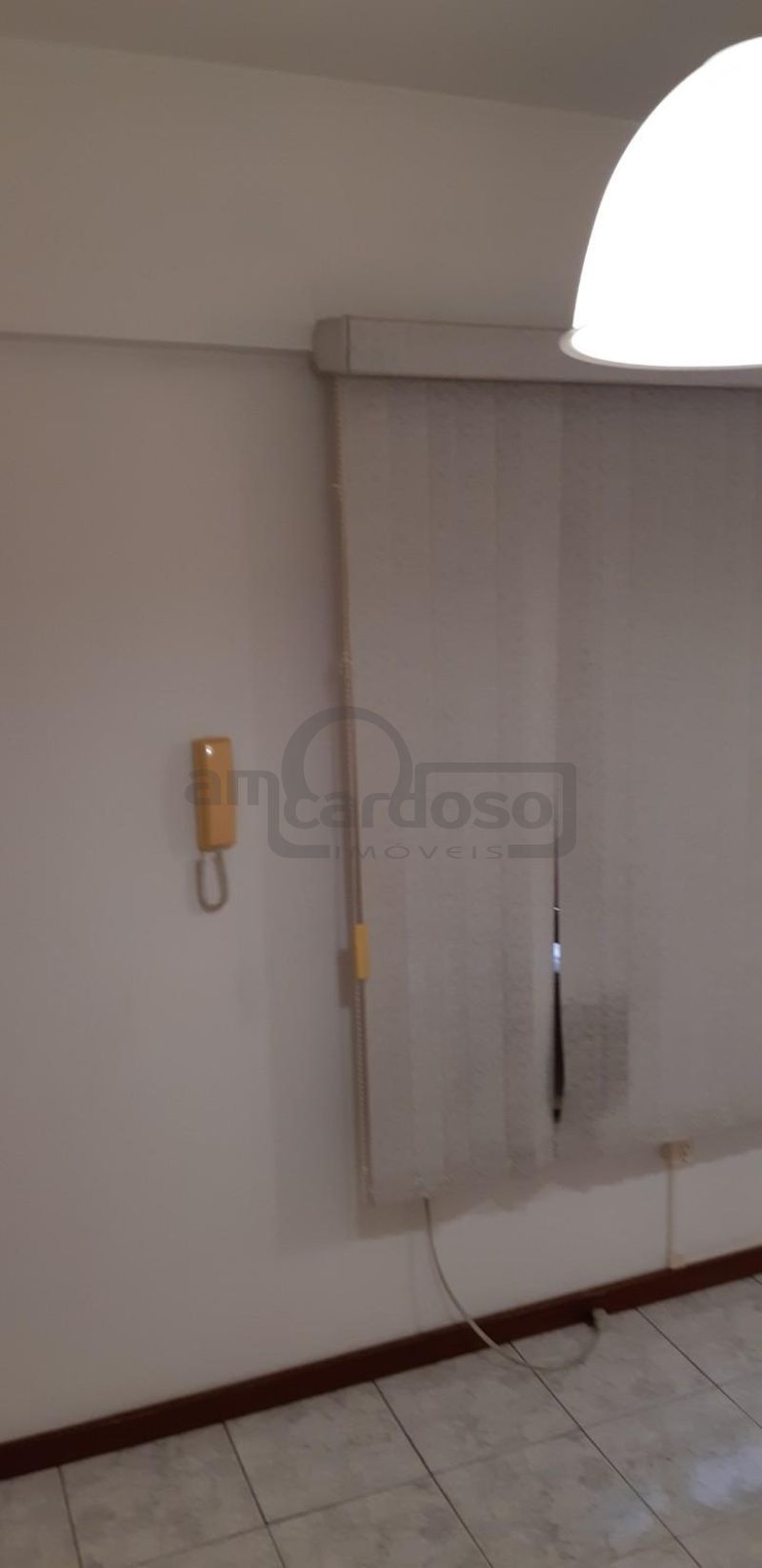 SALA COMERCIAL COM BANHEIRO E ELEVADOR JUNTO ASSIS BRASIL