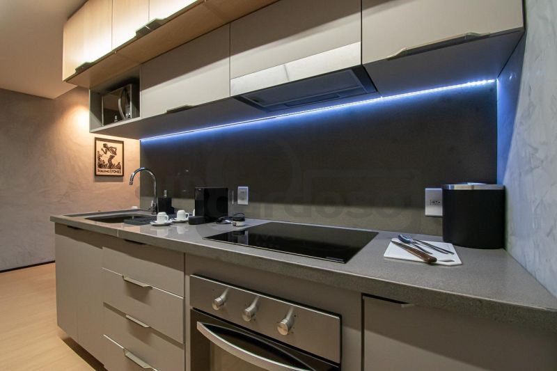 APARTAMENTO COM 1 DORMITÓRIO NOVO, ESTACIONAMENTO, INFRA COMPLETA, EXCELENTE OPORTUNIDADE DE INVESTIMENTO