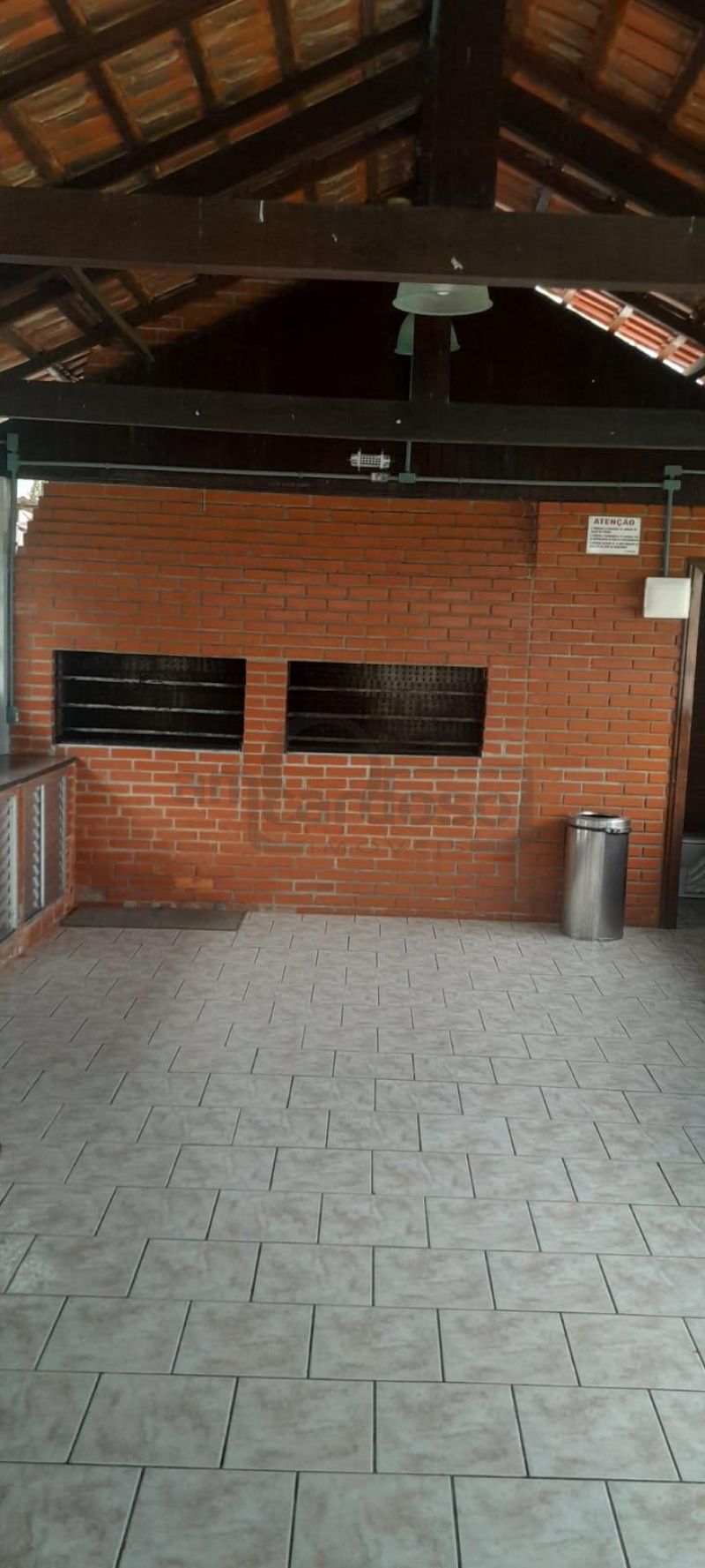 APARTAMENTO COM 2 DORMITÓRIOS TOTALMENTE REFORMADO,