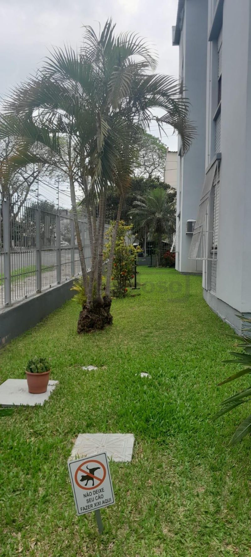 APARTAMENTO COM 2 DORMITÓRIOS TOTALMENTE REFORMADO,