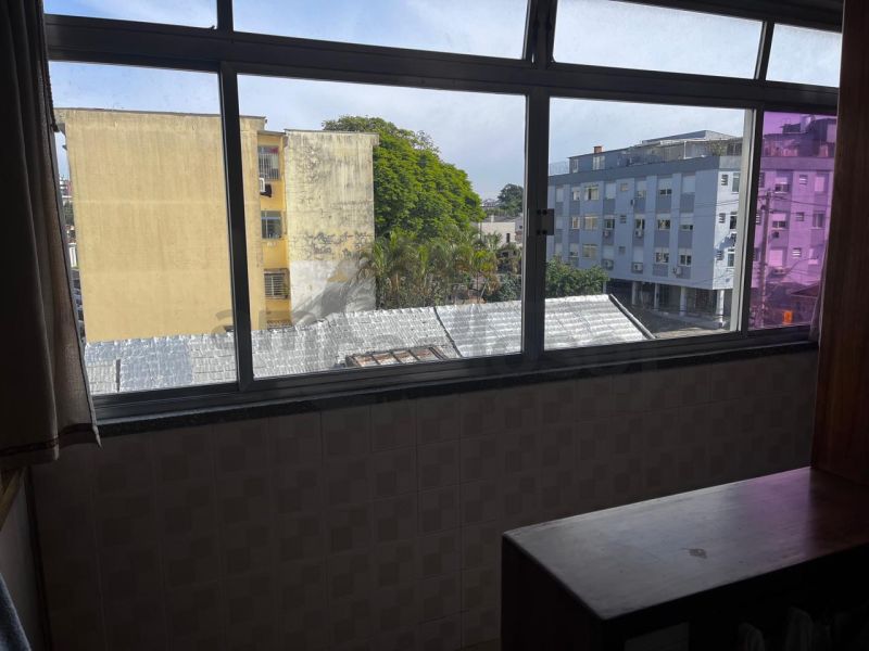 Apartamento com 2 quartos, 2 banheiros e 84m² à venda no bairro Sao Sebastiao, Porto Alegre