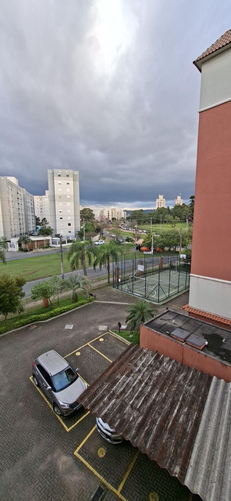 Apartamento 3 dormitórios semi mobiliado no Edificio Andaluzia