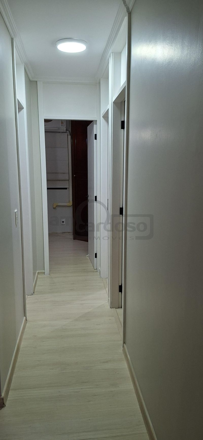Apartamento 3 dormitórios semi mobiliado no Edificio Andaluzia
