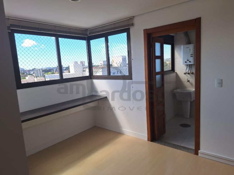 APARTAMENTO COM 2 DORMITÓRIOS, SENDO UMA SUÍTE EM EDIFICIO DE GABARITO NOS ALTOS DO BAIRRO