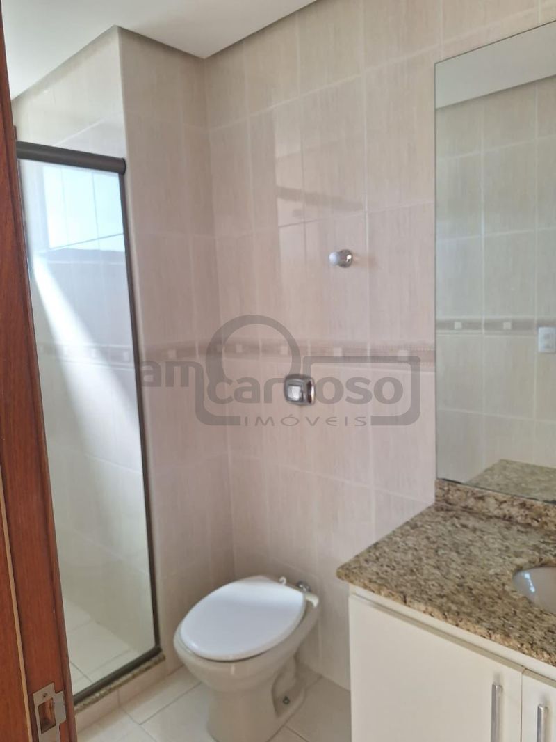 APARTAMENTO COM 2 DORMITÓRIOS, SENDO UMA SUÍTE EM EDIFICIO DE GABARITO NOS ALTOS DO BAIRRO