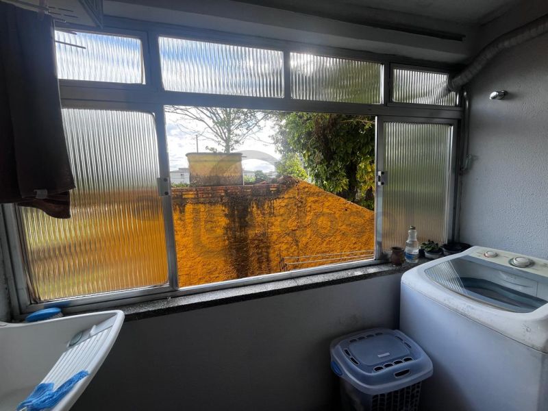 ACEITA FINANCIAMENTO - AP 3 DORMITORIOS, 1º ANDAR, GARAGEM .
