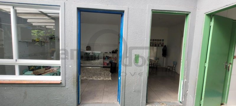 CASA A VENDA - COMERCIAL OU RESIDENCIAL - JARDIM LINDOIA