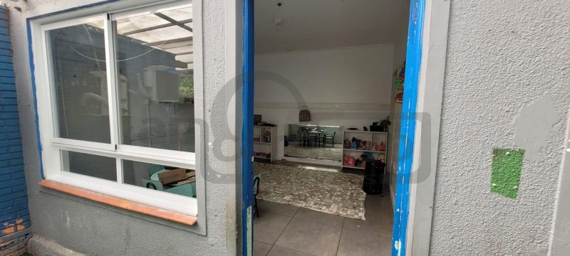 CASA A VENDA - COMERCIAL OU RESIDENCIAL - JARDIM LINDOIA