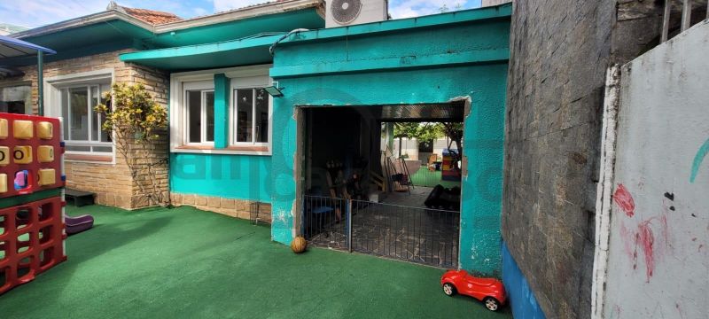 CASA A VENDA - COMERCIAL OU RESIDENCIAL - JARDIM LINDOIA