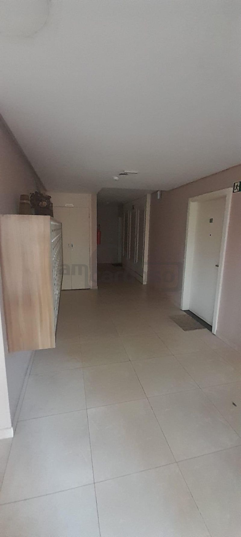 APARTAMENTO COM 3 DORMITÓRIOS, SENDO UMA SUÍTE, SEMI MOBILIADO, ESTACIONAMENTO PARA 2 CARROS, CONDOMÍNIO COM INFRA ESTRUTURA COMPLETA.