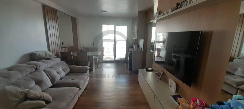 APARTAMENTO COM 3 DORMITÓRIOS, SENDO UMA SUÍTE, SEMI MOBILIADO, ESTACIONAMENTO PARA 2 CARROS, CONDOMÍNIO COM INFRA ESTRUTURA COMPLETA.