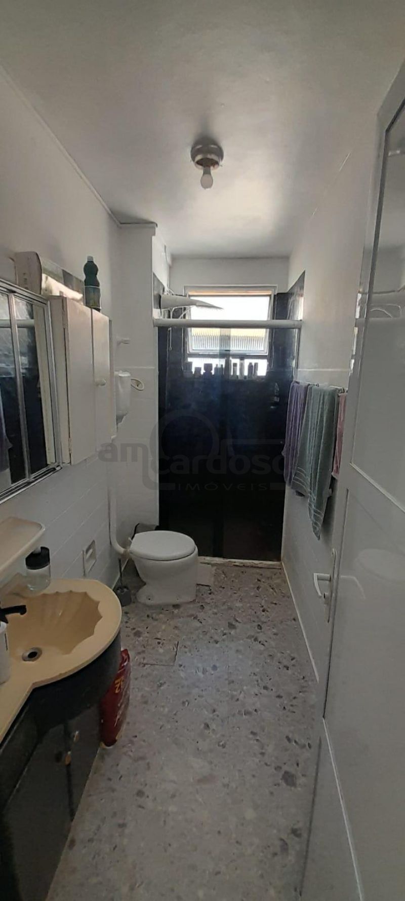 APARTAMENTO COM 2 DORMITÓRIOS, OPÇÃO PARA O TERCEIRO DORMITÓRIO, ESTACIONAMENTO CONDOMINIAL, NA AV. PLINIO BRASIL MILANO JUNTO AV. GRÉCIA