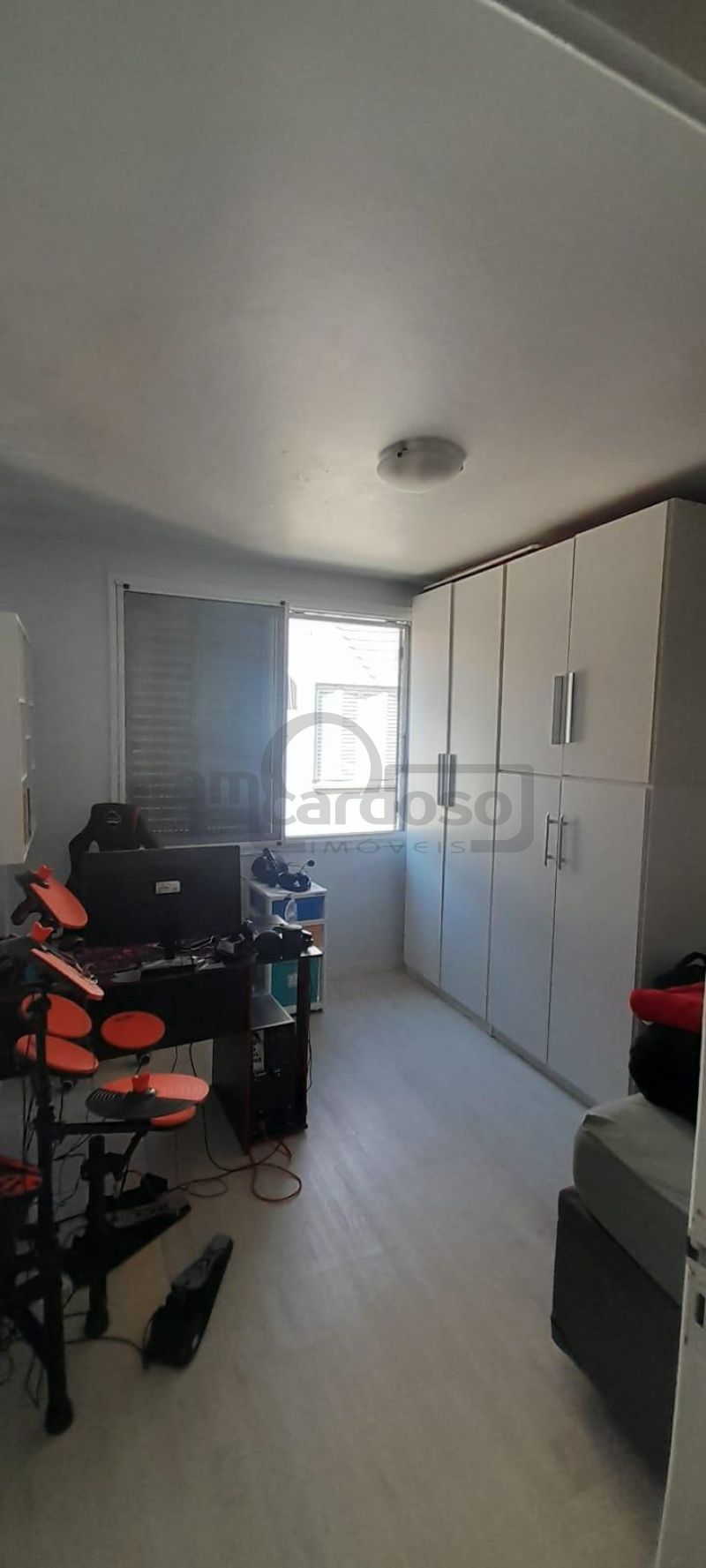 APARTAMENTO COM 2 DORMITÓRIOS, OPÇÃO PARA O TERCEIRO DORMITÓRIO, ESTACIONAMENTO CONDOMINIAL, NA AV. PLINIO BRASIL MILANO JUNTO AV. GRÉCIA