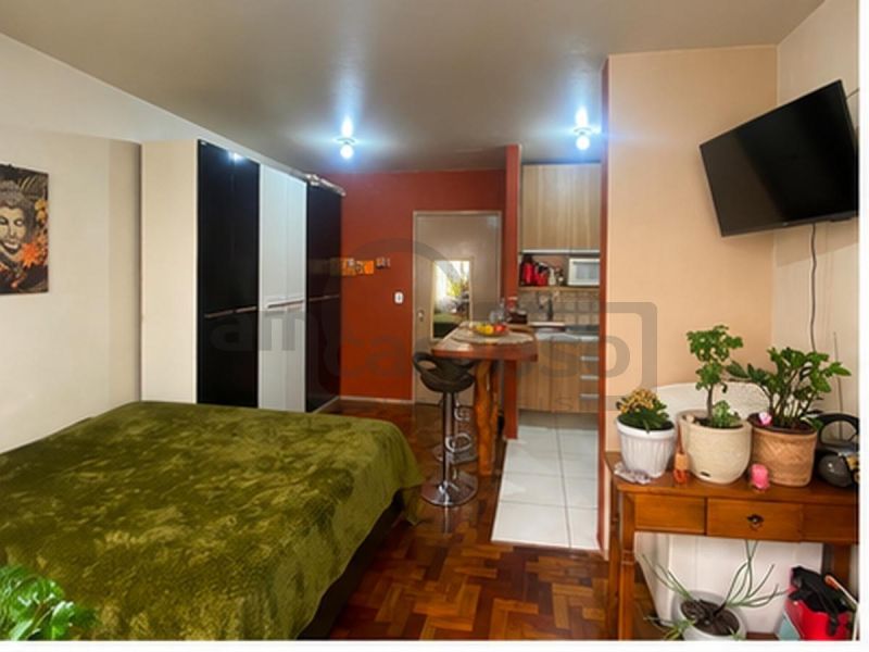 Kit / JK com 1 banheiro à venda no bairro Jardim Leopoldina, Porto Alegre
