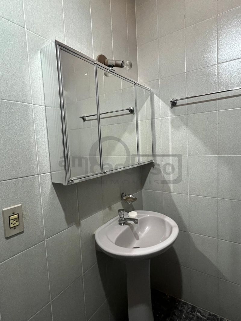 CASA TÉRREA COM 3 DORMITÓRIOS, SUÍTE E AMPLO ESPAÇO GOURMET NO BAIRRO SÃO SEBASTIÃO