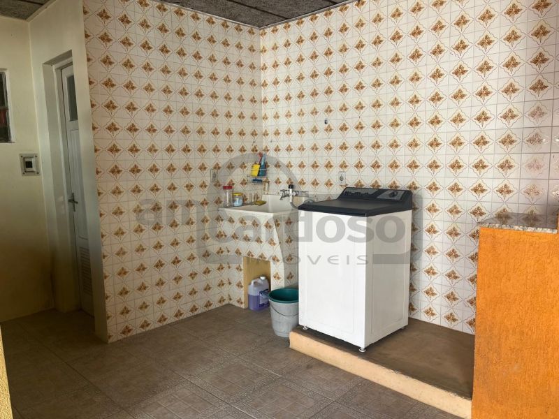 CASA TÉRREA COM 3 DORMITÓRIOS, SUÍTE E AMPLO ESPAÇO GOURMET NO BAIRRO SÃO SEBASTIÃO