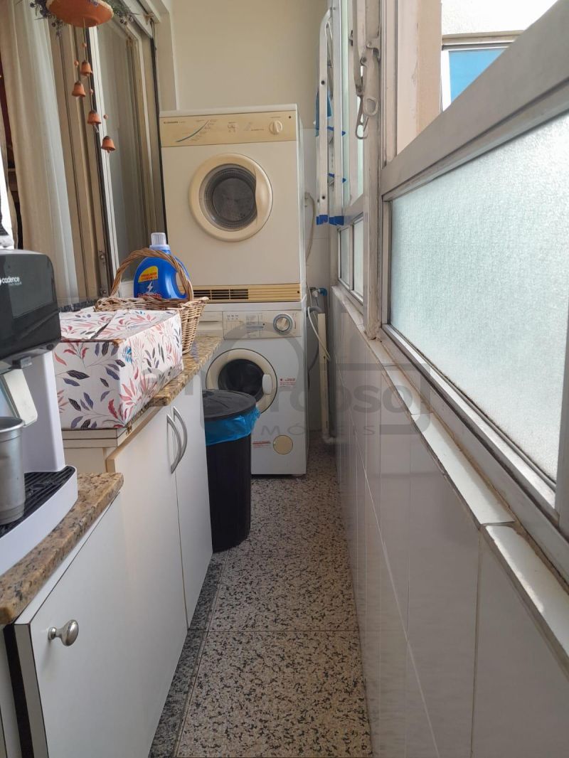 ACEITA FINANCIAMENTO Apartamento 2º andar,  2 Quartos, 1 Banheiro e 59m² - Passo Da Areia, Porto Alegre