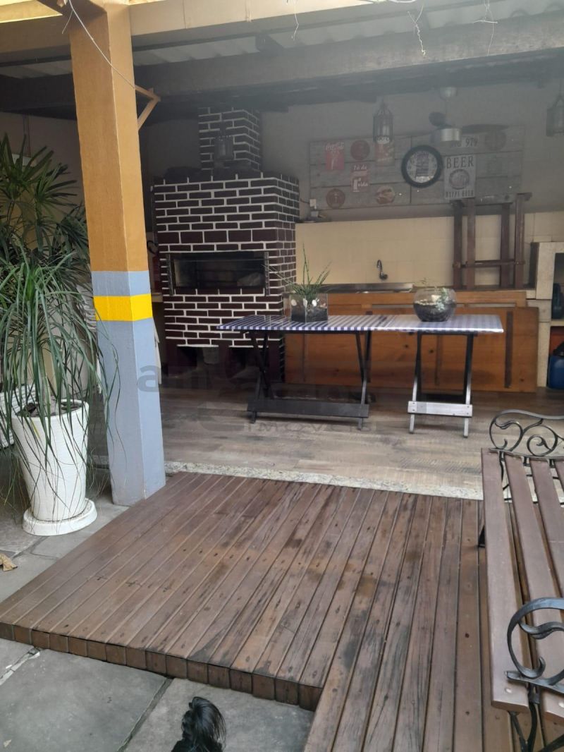 ACEITA FINANCIAMENTO Apartamento 2º andar,  2 Quartos, 1 Banheiro e 59m² - Passo Da Areia, Porto Alegre