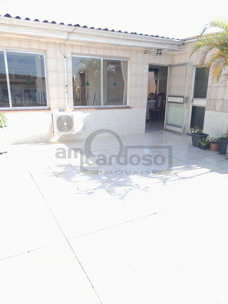 ACEITA FINANCIAMENTO Apartamento 2º andar,  2 Quartos, 1 Banheiro e 59m² - Passo Da Areia, Porto Alegre