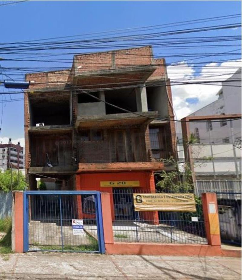 TERRENO COM PREDIO COMERCIAL EM CONSTRUÇÃO