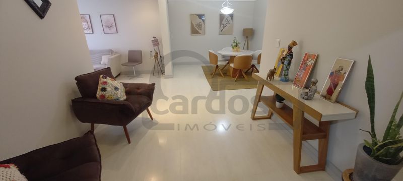 Apartamento com 3 quartos e 3 banheiros para alugar no bairro Jardim Lindoia, Porto Alegre