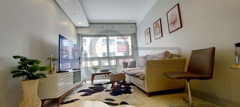 Apartamento com 3 quartos e 3 banheiros para alugar no bairro Jardim Lindoia, Porto Alegre