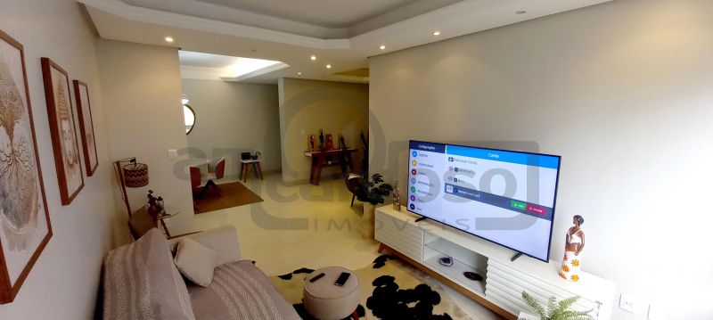 Apartamento com 3 quartos e 3 banheiros para alugar no bairro Jardim Lindoia, Porto Alegre