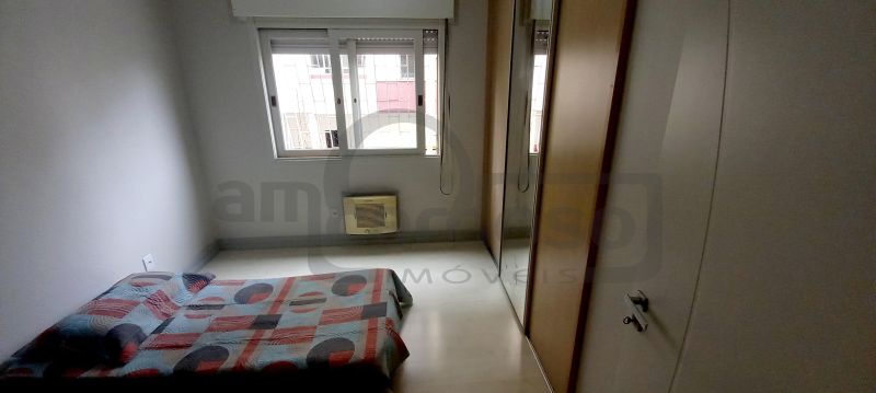 Apartamento com 3 quartos e 3 banheiros para alugar no bairro Jardim Lindoia, Porto Alegre