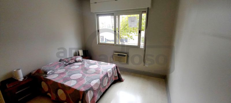 Apartamento com 3 quartos e 3 banheiros para alugar no bairro Jardim Lindoia, Porto Alegre