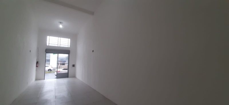 Loja com 1 banheiro e 77m² para alugar no bairro Cohab, Cachoeirinha