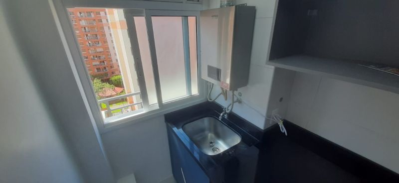 Apto com 2 quartos e 1 banheiro para alugar no bairro Cristo Redentor, Porto Alegre