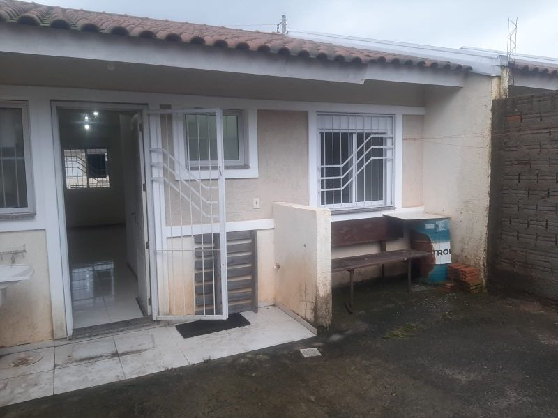 Casa para alugar no bairro Jardim Betânia, Cachoeirinha