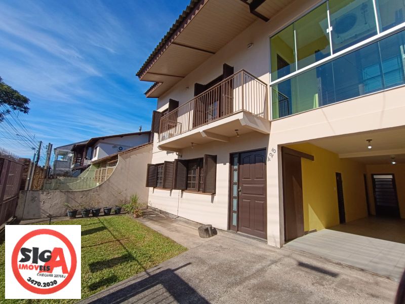 Sobrado com 4 quartos, 2 banheiros e 199m² à venda no bairro Parque da Matriz, Cachoeirinha