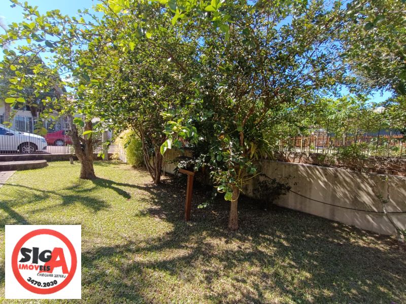Casa com 3 quartos e 2 banheiros à venda no bairro Vila Parque Brasilia, Cachoeirinha