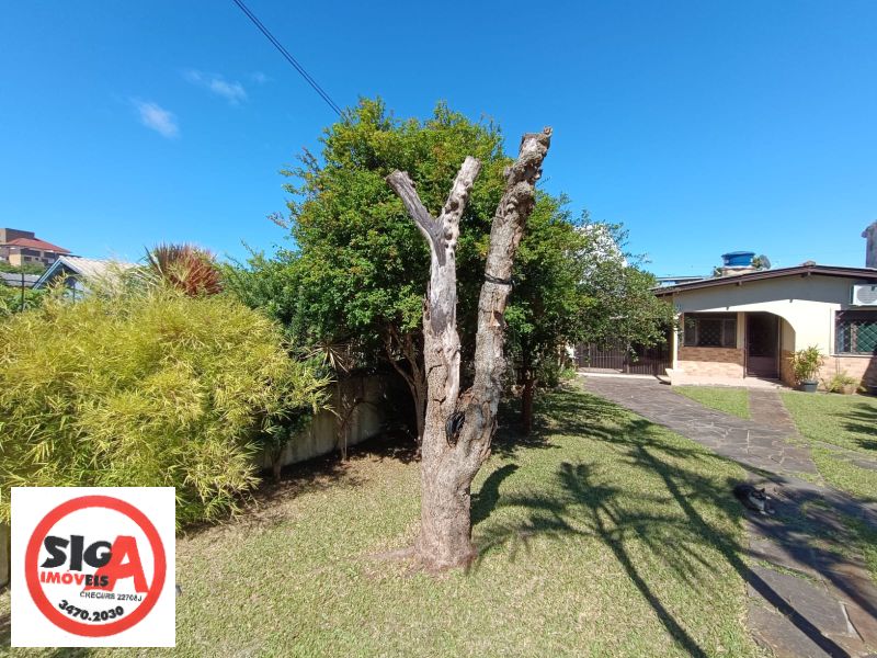 Casa com 3 quartos e 2 banheiros à venda no bairro Vila Parque Brasilia, Cachoeirinha