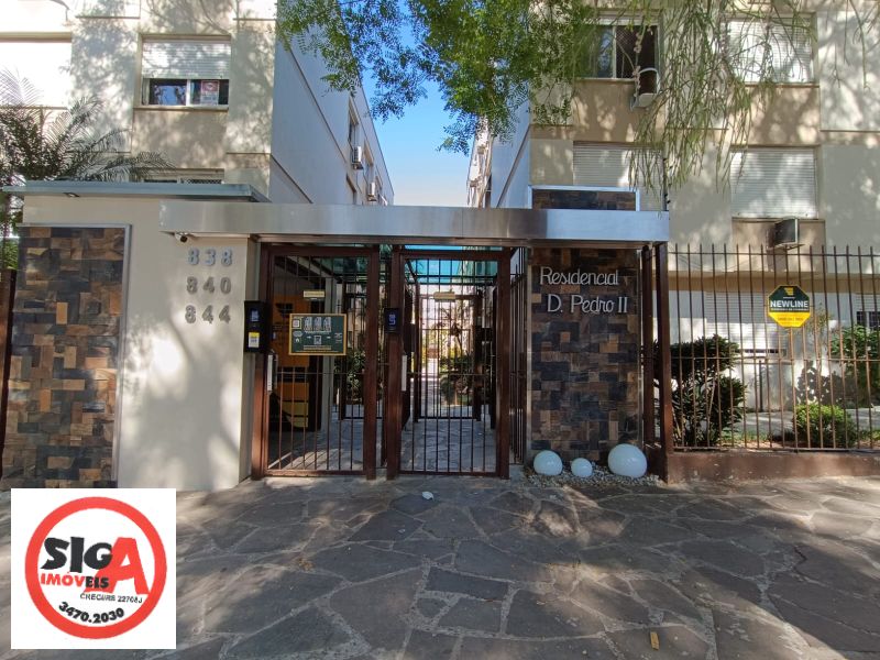 Apartamento com 3 quartos, 2 banheiros e 97m² à venda no bairro Sao Joao, Porto Alegre