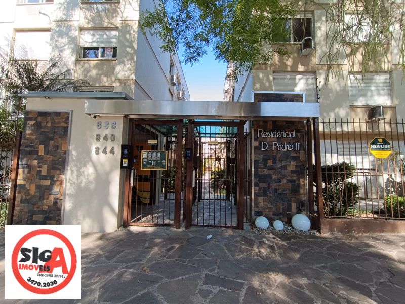Apartamento com 3 quartos, 2 banheiros e 97m² à venda no bairro Sao Joao, Porto Alegre
