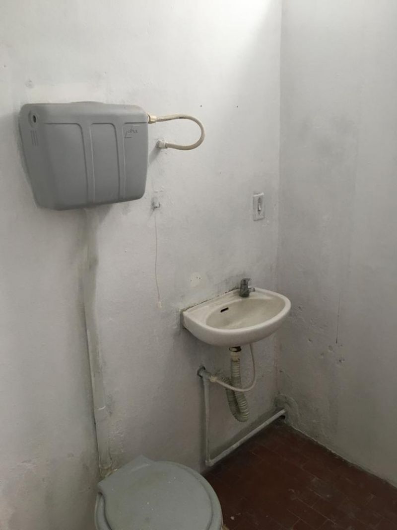 Loja com 1 banheiro e 80m² para alugar no bairro Vila Eunice Velha, Cachoeirinha