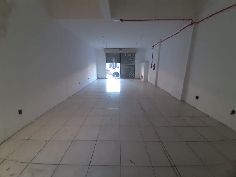 Loja com 1 banheiro e 50m² para alugar no bairro Vila Eunice Velha, Cachoeirinha