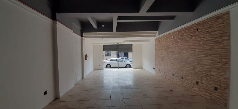 Loja com 70m² para alugar no bairro Vila Eunice Velha, Cachoeirinha