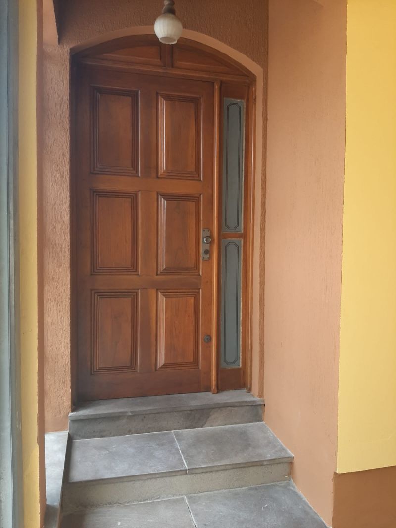 Casa para alugar no bairro Vila Monte Carlo, Cachoeirinha
